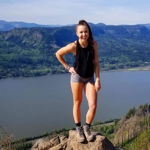 Meet your Posher, Lydia